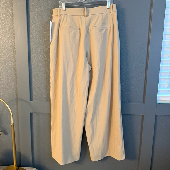 LULULEMON • NWT daydrift high rise trousers regular - tan XL - wide leg - Picture 9 of 9